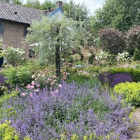 Vakantiewoning Hof7tien90 Nuth