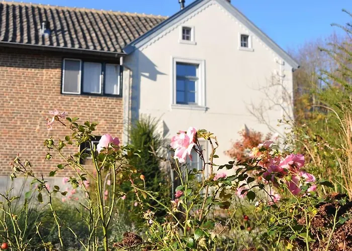 Vakantiewoning Hof7tien90 * Nuth