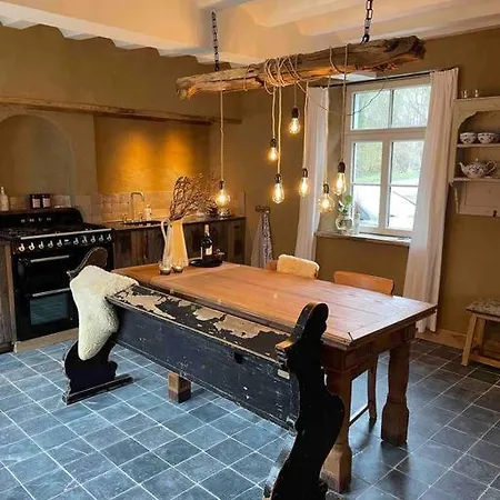 Dom wakacyjny Vakantiewoning Hof7tien90